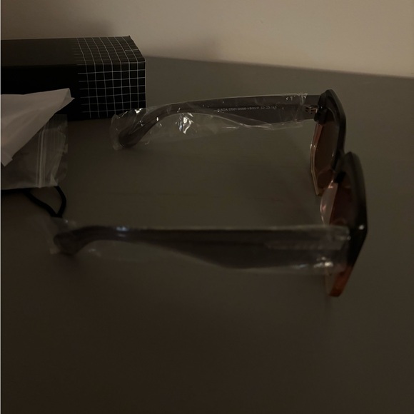 Diff sunglasses - Picture 2 of 9